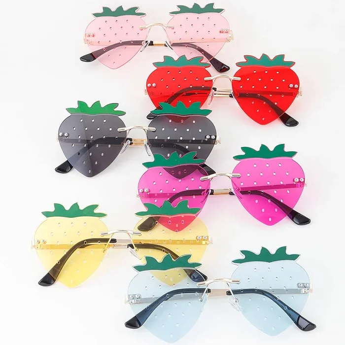 3AM BY H&D ACCESSORIES – Summer Strawberry Sunglasses